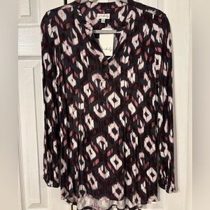 Wonderly Black, Forest Green, and Pink Patterned Blouse
